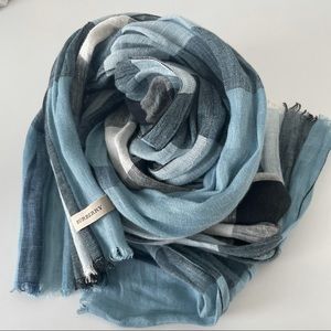 Burberry Plaid Print Scarf in Blue
